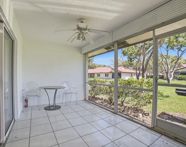 6070 Sunny Manor Court - Photo Thumbnail 22