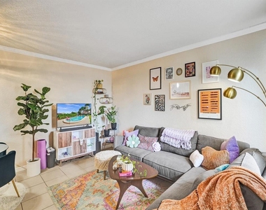 2190 Se 5th Street - Photo Thumbnail 1