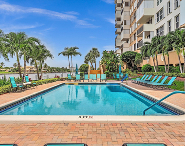 1150 Hillsboro Mile - Photo Thumbnail 43