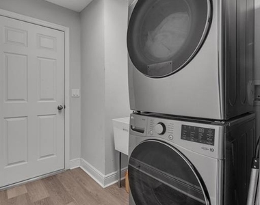 408 Seafoam Circle - Photo Thumbnail 19