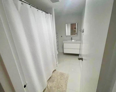 209 Waterway Drive S - Photo Thumbnail 15