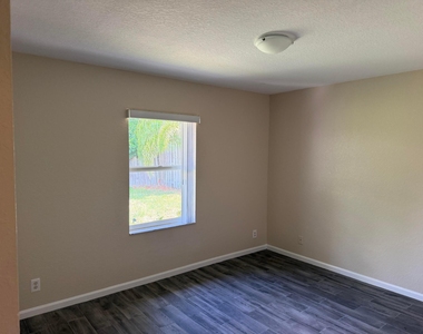 14011 Veronica Court - Photo Thumbnail 16