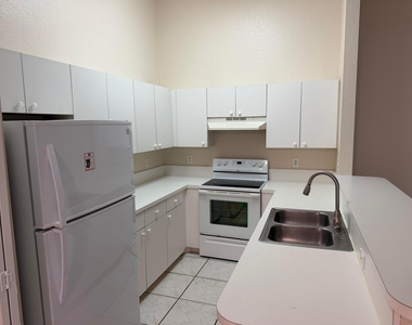 14011 Veronica Court - Photo Thumbnail 6