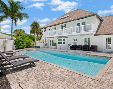 121 Queen Eugenia Court - Photo Thumbnail 42