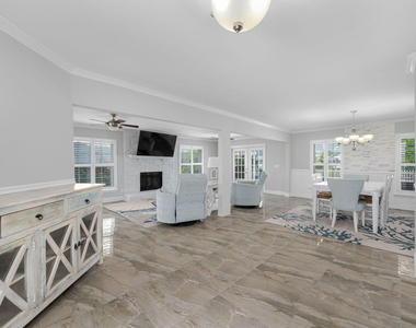 121 Queen Eugenia Court - Photo Thumbnail 22