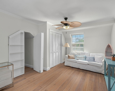 121 Queen Eugenia Court - Photo Thumbnail 37