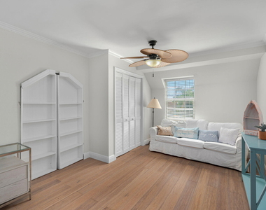 121 Queen Eugenia Court - Photo Thumbnail 36