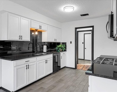 3977 Windhaven Road - Photo Thumbnail 12