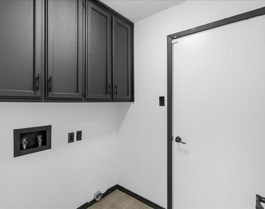 3977 Windhaven Road - Photo Thumbnail 22
