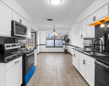 3977 Windhaven Road - Photo Thumbnail 9