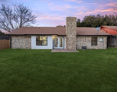 3977 Windhaven Road - Photo Thumbnail 3