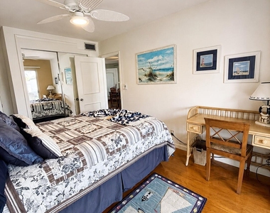 68 Yacht Club Drive - Photo Thumbnail 7