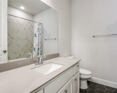 15621 Fringe Tree Road - Photo Thumbnail 13