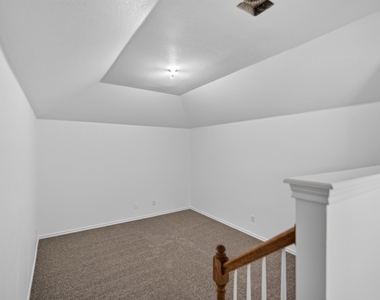 1712 Elm Spring Court - Photo Thumbnail 10
