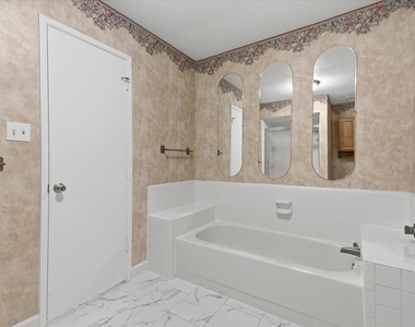 7612 Jerome Drive - Photo Thumbnail 27