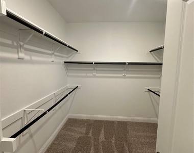 6261 Rilla Street - Photo Thumbnail 15