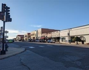 618 W Sears Street - Photo Thumbnail 39