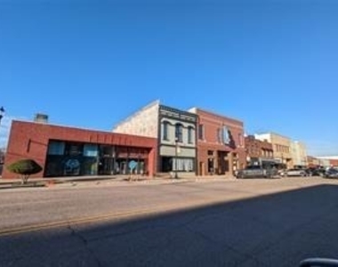 618 W Sears Street - Photo Thumbnail 38
