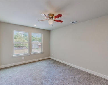 618 W Sears Street - Photo Thumbnail 26