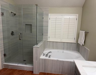 3701 Kimble Drive - Photo Thumbnail 13