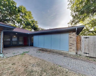 5002 Woodmeadow Drive - Photo Thumbnail 16