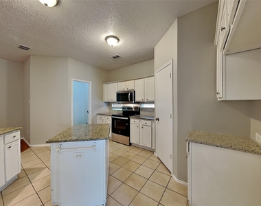 1790 Crosshaven Drive - Photo Thumbnail 5