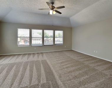 1790 Crosshaven Drive - Photo Thumbnail 18