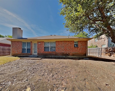 103 Sudbury Way - Photo Thumbnail 16