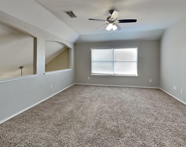 2617 Hilcroft Avenue - Photo Thumbnail 17