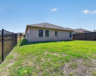 11033 Triple Crown Street - Photo Thumbnail 29