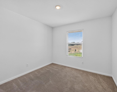 11033 Triple Crown Street - Photo Thumbnail 3