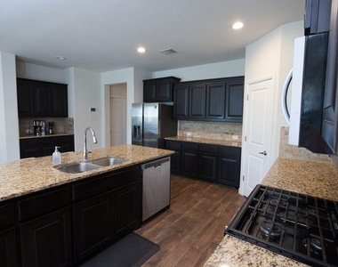 9105 Pearfield Road - Photo Thumbnail 7