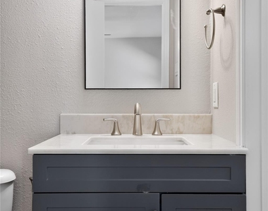 2606 Encina - Photo Thumbnail 34
