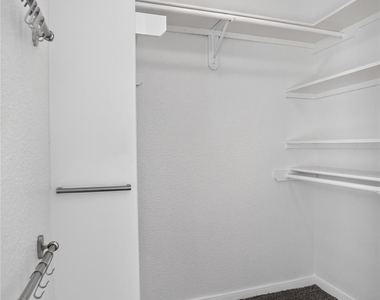 2606 Encina - Photo Thumbnail 22