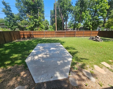 3115 Dahlia Drive - Photo Thumbnail 12