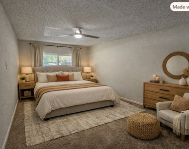 3115 Dahlia Drive - Photo Thumbnail 4
