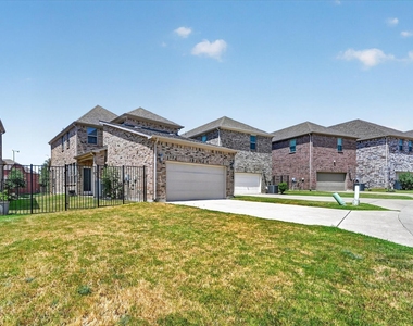 1381 Elaine Drive - Photo Thumbnail 28