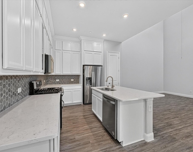1381 Elaine Drive - Photo Thumbnail 23