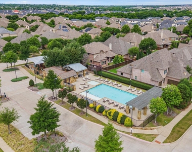 7721 Shackelford Drive - Photo Thumbnail 26