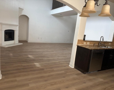 3612 Bright Star Way - Photo Thumbnail 16