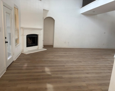 3612 Bright Star Way - Photo Thumbnail 19