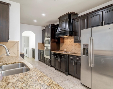 3612 Bright Star Way - Photo Thumbnail 4
