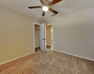 3001 Mark Drive - Photo Thumbnail 16
