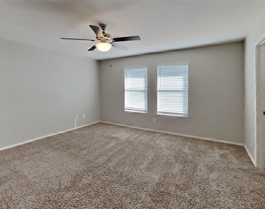 4941 Water Ridge Lane - Photo Thumbnail 5