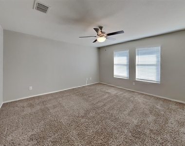 4941 Water Ridge Lane - Photo Thumbnail 6