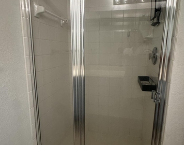 2725 Anzio Court - Photo Thumbnail 19