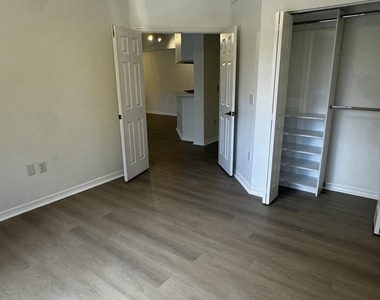2725 Anzio Court - Photo Thumbnail 14