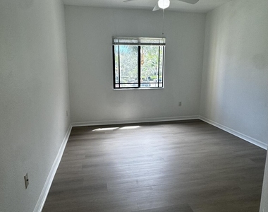 2725 Anzio Court - Photo Thumbnail 15