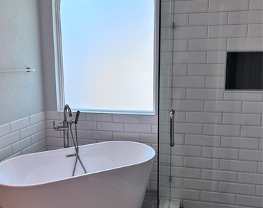2634 Lakeforest Court - Photo Thumbnail 29