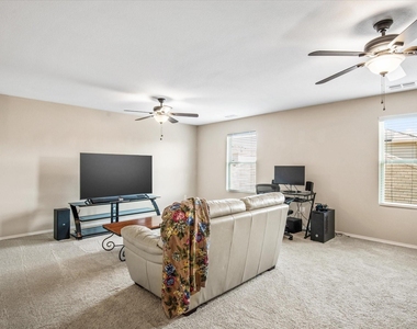 2929 Spotted Fawn Drive - Photo Thumbnail 14